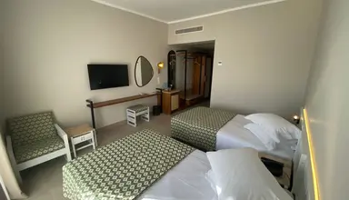 Faraana Reef Resort