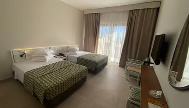Faraana Reef Resort