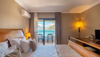 FAROS PREMIUM BEACH