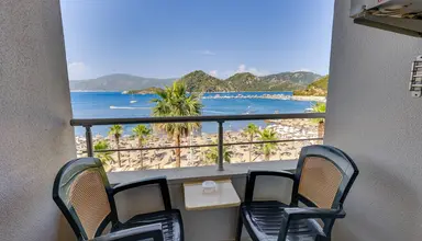 FAROS PREMIUM BEACH