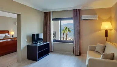 FAROS PREMIUM BEACH