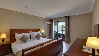 FAROS PREMIUM BEACH