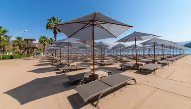 FAROS PREMIUM BEACH