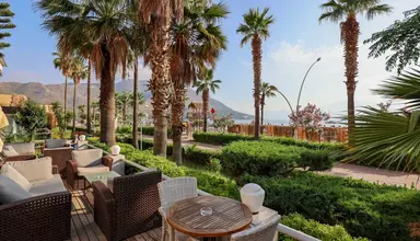 FAROS PREMIUM BEACH