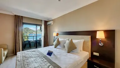 FAROS PREMIUM BEACH