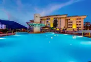 FAROS PREMIUM BEACH