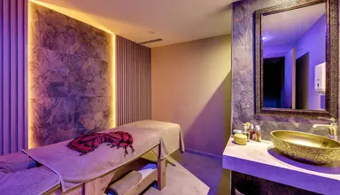 FAROS PREMIUM BEACH