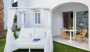 Fergus Carema Beach Menorca