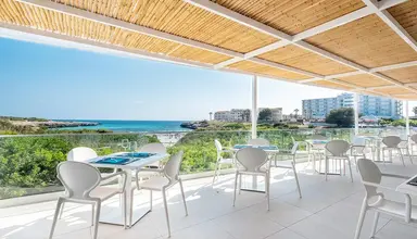 Fergus Carema Beach Menorca