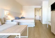 Fergus Club Palmanova Park