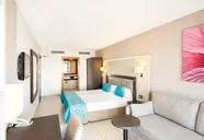 Fergus Style Bahamas