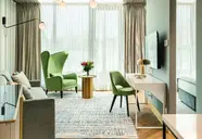 Ferreus Modern Art Deco