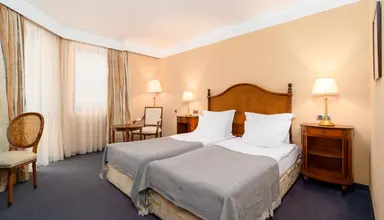 Festa Winter Palace