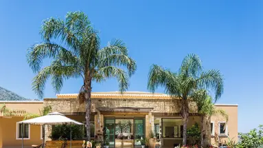 Filion Suites Resort