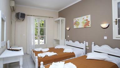 Filoxenia Apartments (Nikiana)