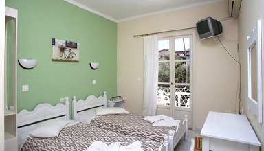 Filoxenia Apartments (Nikiana)