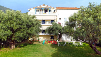 Filoxenia Apartments (Nikiana)