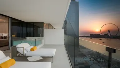 FIVE Luxe