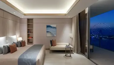 FIVE Luxe