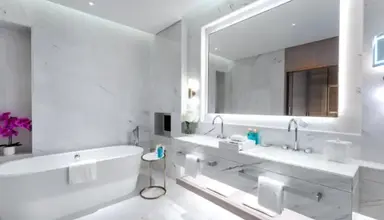 FIVE Luxe