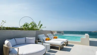 FIVE Luxe