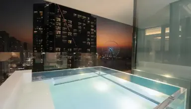 FIVE Luxe