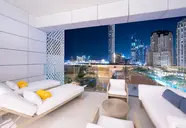 FIVE Luxe