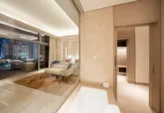 FIVE Luxe