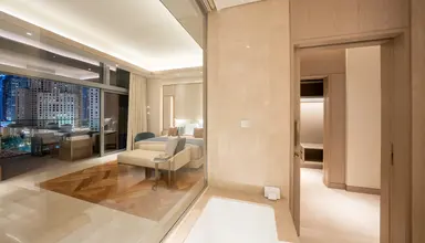 FIVE Luxe