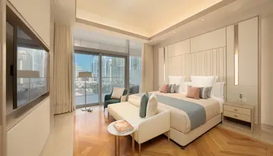 FIVE Luxe