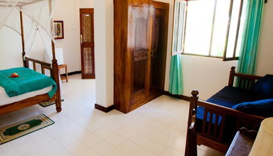 Flame Tree Cottages