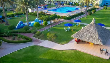 Flamingo Beach Resort