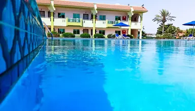 Flamingo Beach Resort