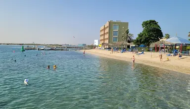 Flamingo Beach Resort