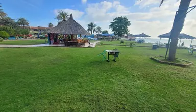 Flamingo Beach Resort