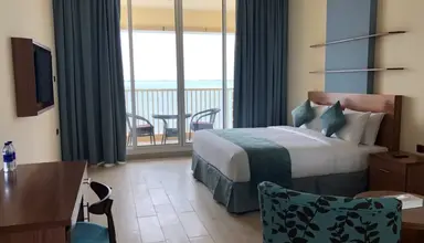 Flamingo Beach Resort