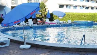Flamingo Beach