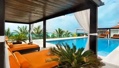 Flamingo Cancun Resort & Plaza
