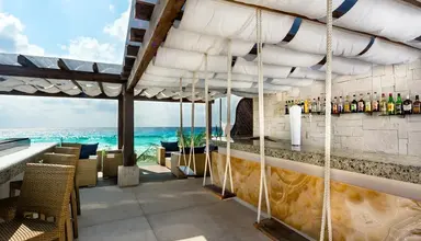 Flamingo Cancun Resort & Plaza