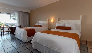 Flamingo Cancun Resort & Plaza