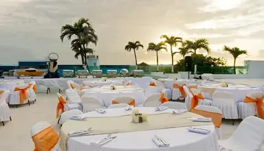 Flamingo Cancun Resort & Plaza