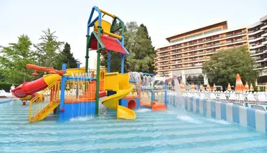 Flamingo Grand Hotel & Spa