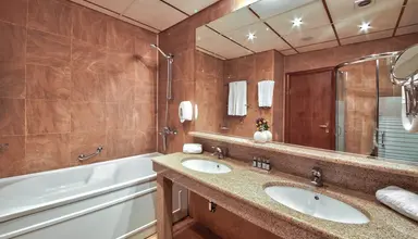 Flamingo Grand Hotel & Spa