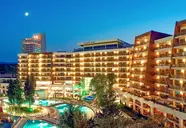 Flamingo Grand Hotel & Spa