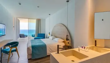 Flamingo Paradise Beach