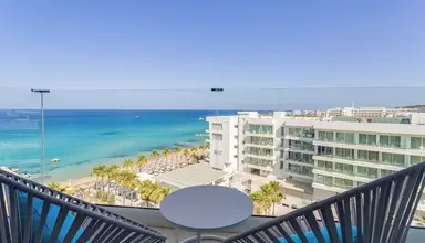 Flamingo Paradise Beach