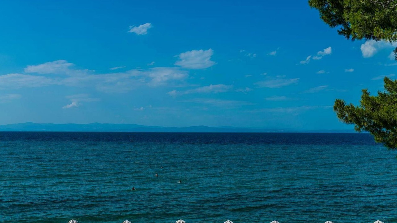Flegra Beach Boutique