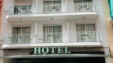 Fleming Center by Punta25