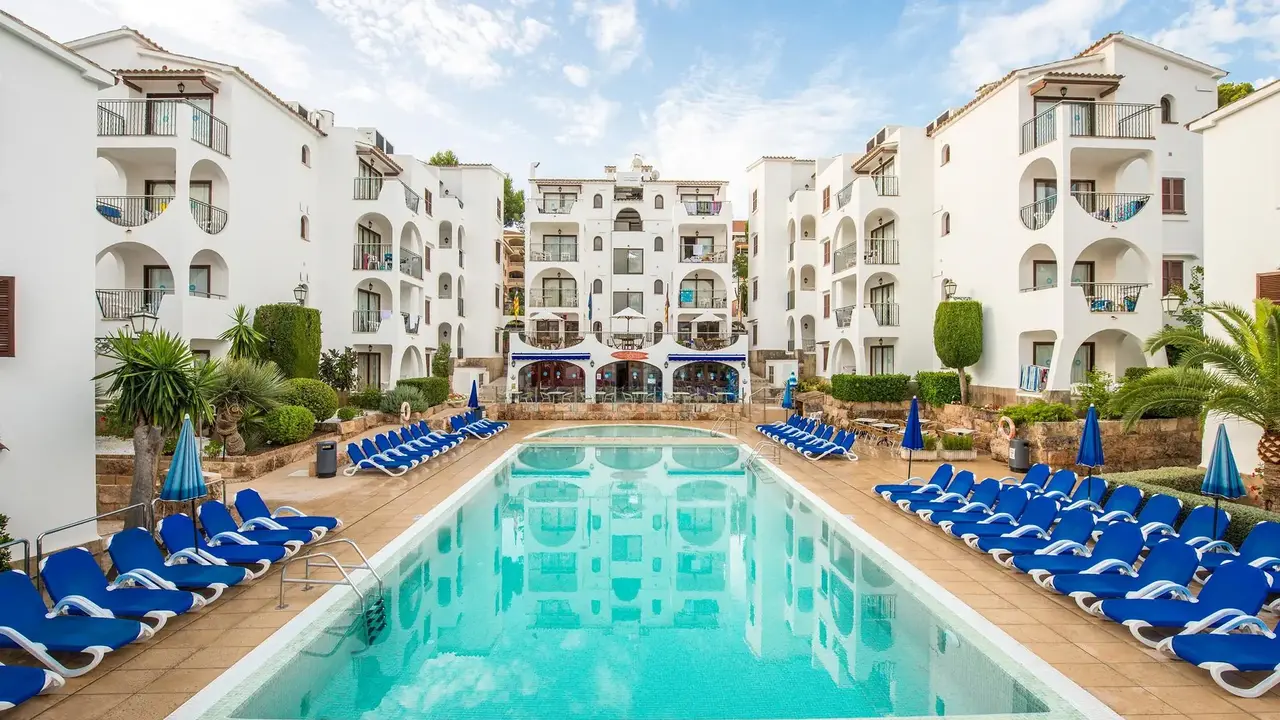 Flipflop Surfing Playa Apartments