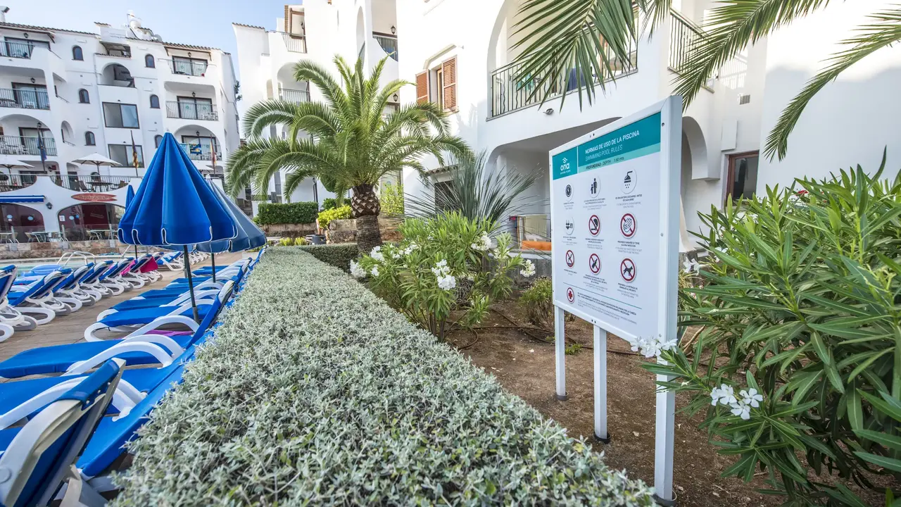 Flipflop Surfing Playa Apartments